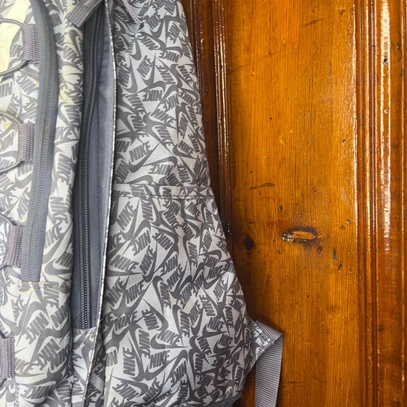 Nike Hayward Backpack - Picture 2 of 7